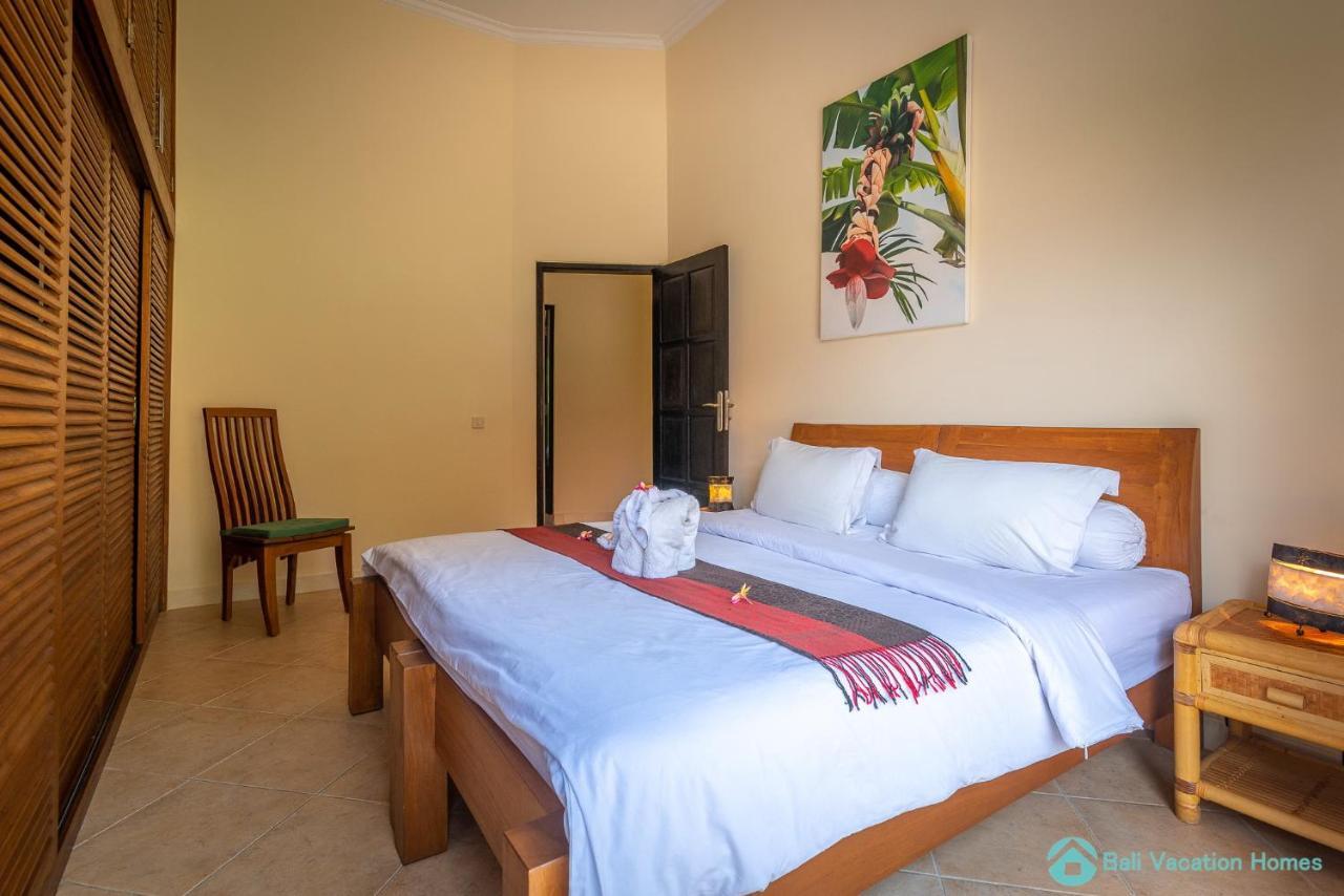 Villa Namaste - Beachfront At Lovina 10P, Pool, Bbq Banjar  Exterior photo